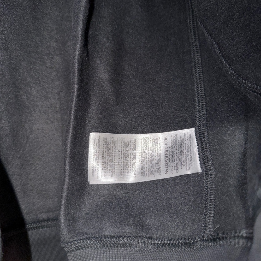 Men's Nike Anthracite New York Giants 2024 Sideline Club Pullover Hoodie - Picture 5 of 11